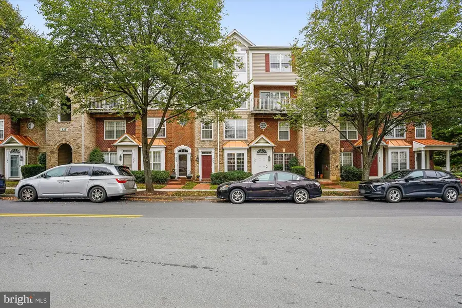 333 Prettyman Dr #29, Rockville, MD 20850 - Image #2