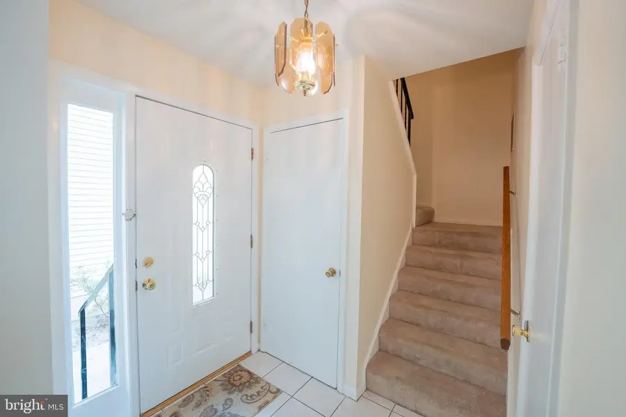 10 Brian Ct #242, Gaithersburg, MD 20877 - Image #2