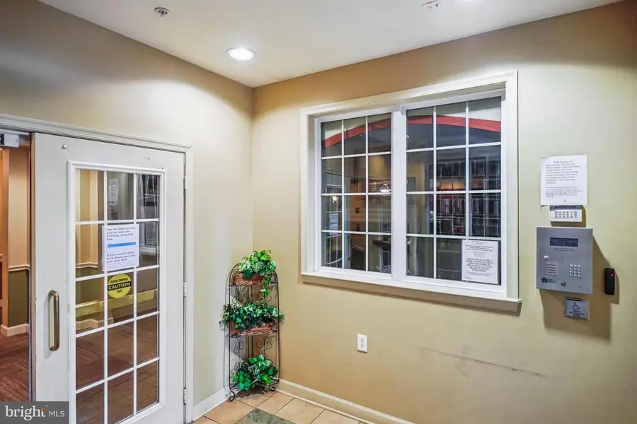 14241 Kings Crossing Blvd #108, Boyds, MD 20841 - Image #2