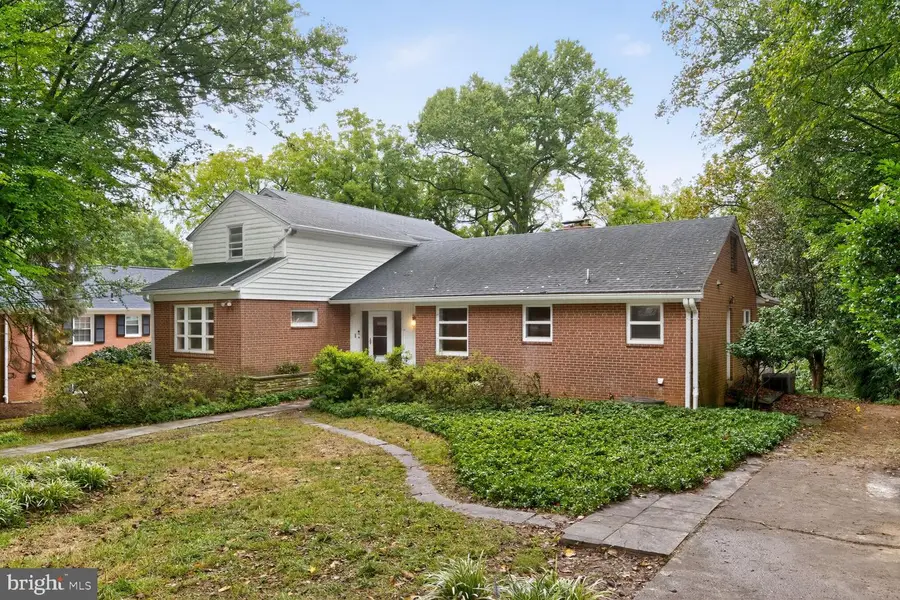 2714 Washington Ave, Chevy Chase, MD 20815 - Image #2