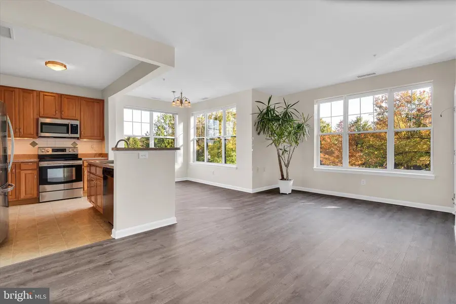 14301 Kings Crossing Blvd #210, Boyds, MD 20841 - Image #2