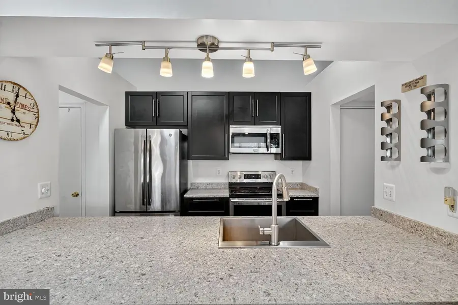14101 Valleyfield Dr #11-4, Silver Spring, MD 20906 - Image #2