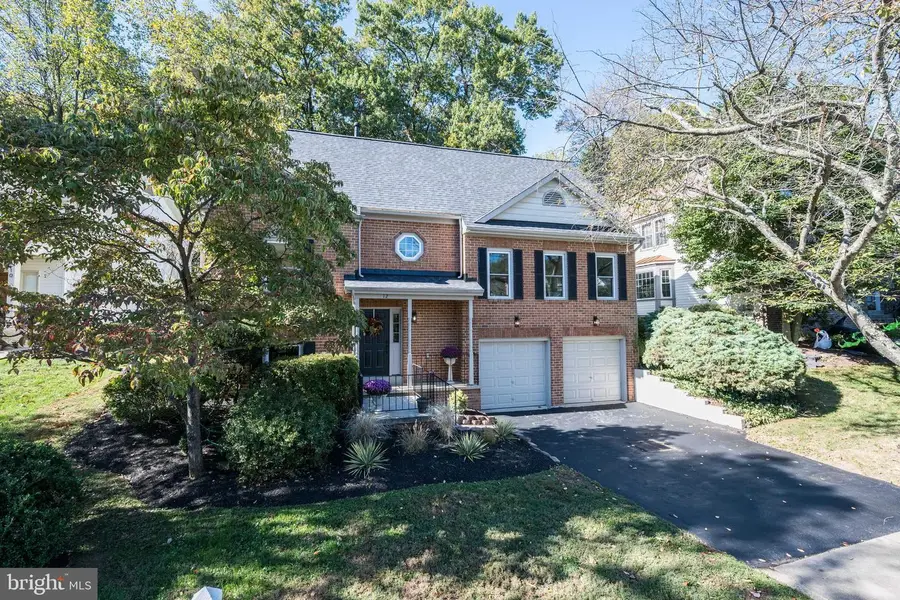 12 Solitaire Ct., Gaithersburg, MD 20878 - Image #2