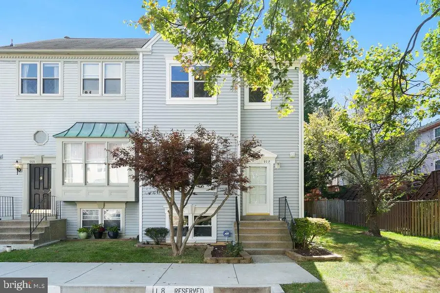 920 Bayridge Ter, Gaithersburg, MD 20878 - Image #2