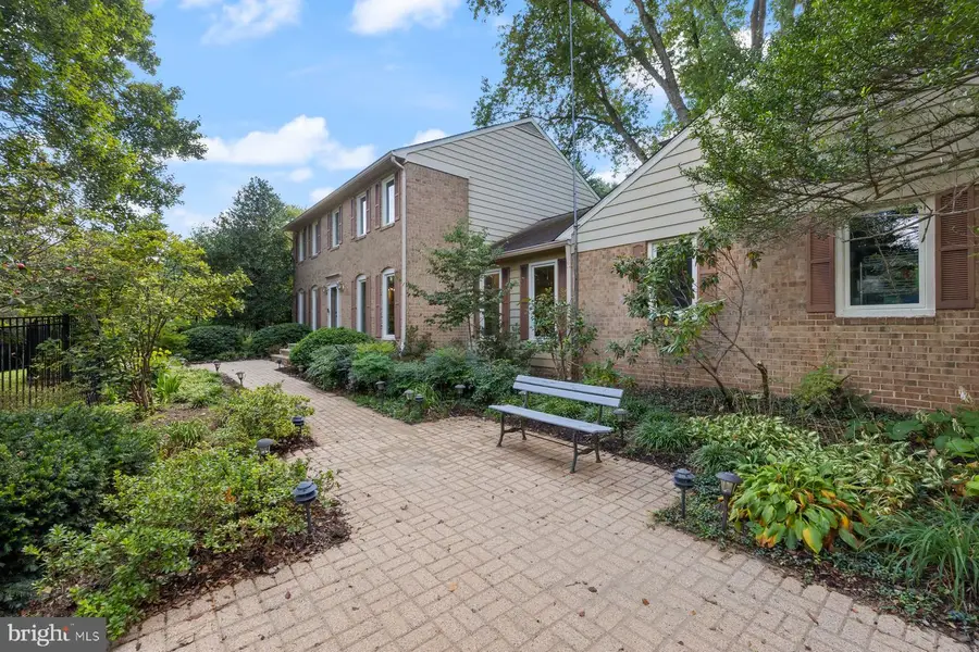 16400 Montecrest Ln, Gaithersburg, MD 20878 - Image #3