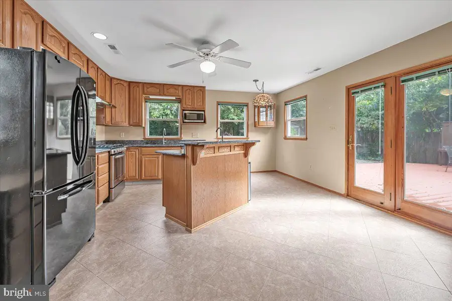 10101 Portland Rd, Silver Spring, MD 20901 - Image #2