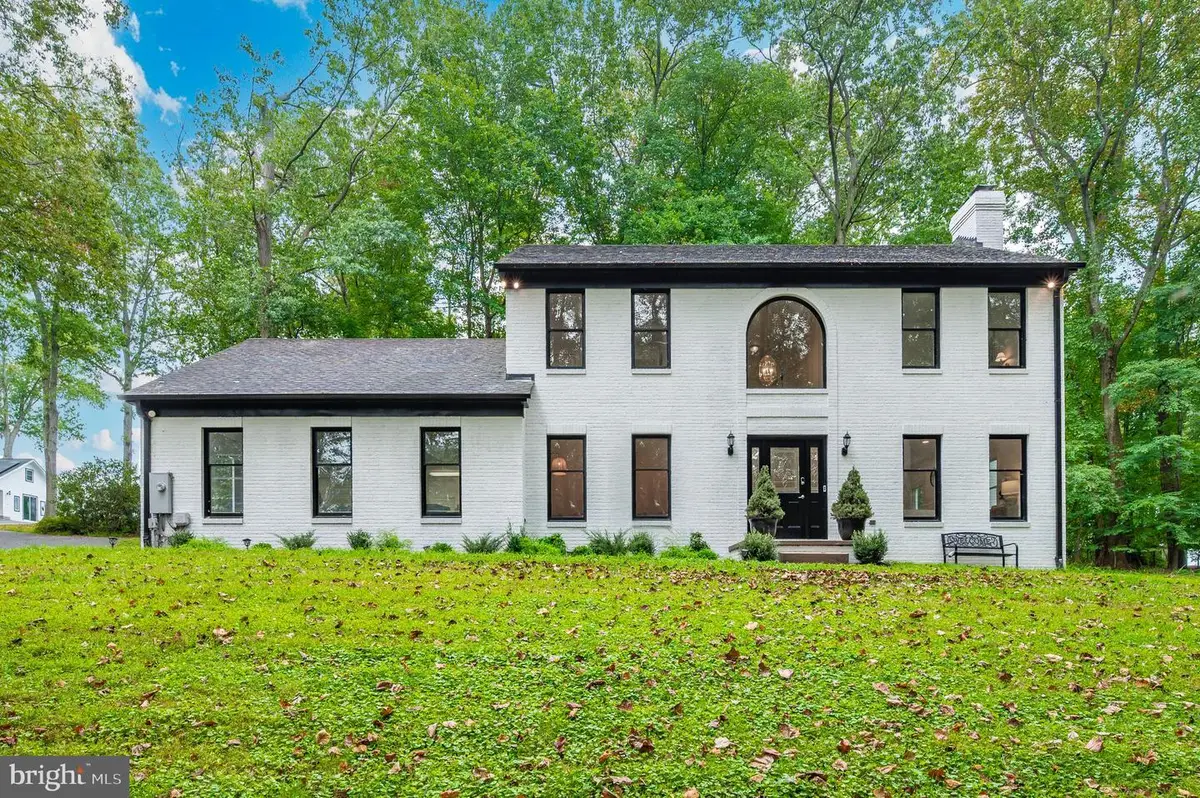 8225 Hawkins Creamery Rd, Gaithersburg, MD 20882 - Image #1