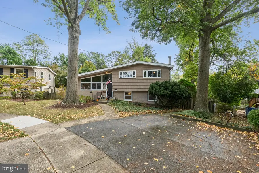 11411 Cam Ct, Kensington, MD 20895 - Image #2