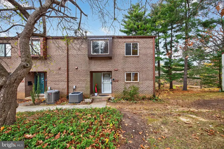 9961 Lake Landing Rd, Gaithersburg, MD 20886 - Image #2