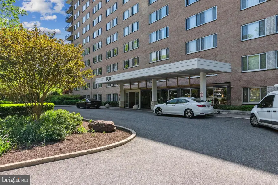 1900 Lyttonsville Rd #702, Silver Spring, MD 20910 - Image #2