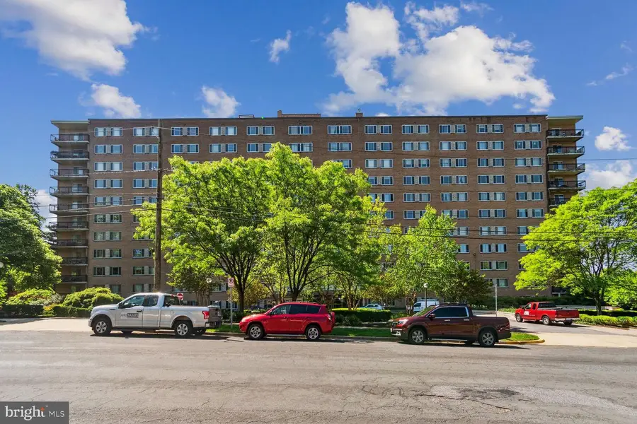 1900 Lyttonsville Rd #702, Silver Spring, MD 20910 - Image #3