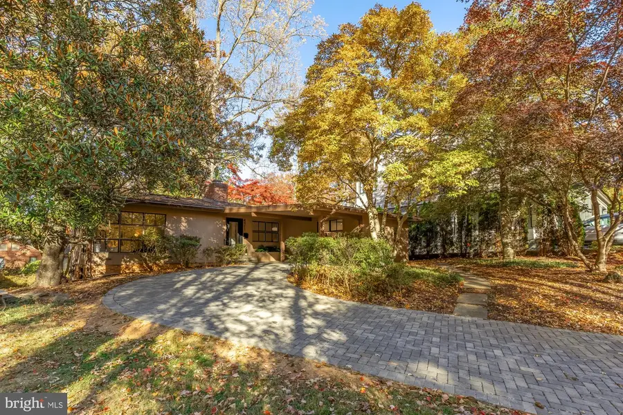 4911 Falstone Ave, Chevy Chase, MD 20815 - Image #2