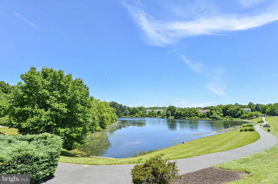 12429 Port Haven Dr, Germantown, MD 20874 - Image #2