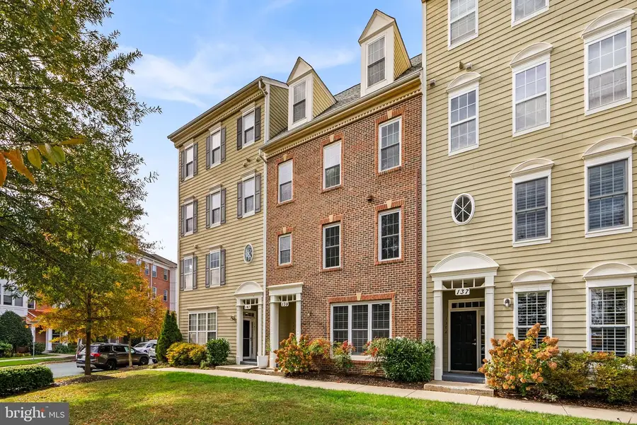 139 Chevy Chase St #139, Gaithersburg, MD 20878 - Image #2