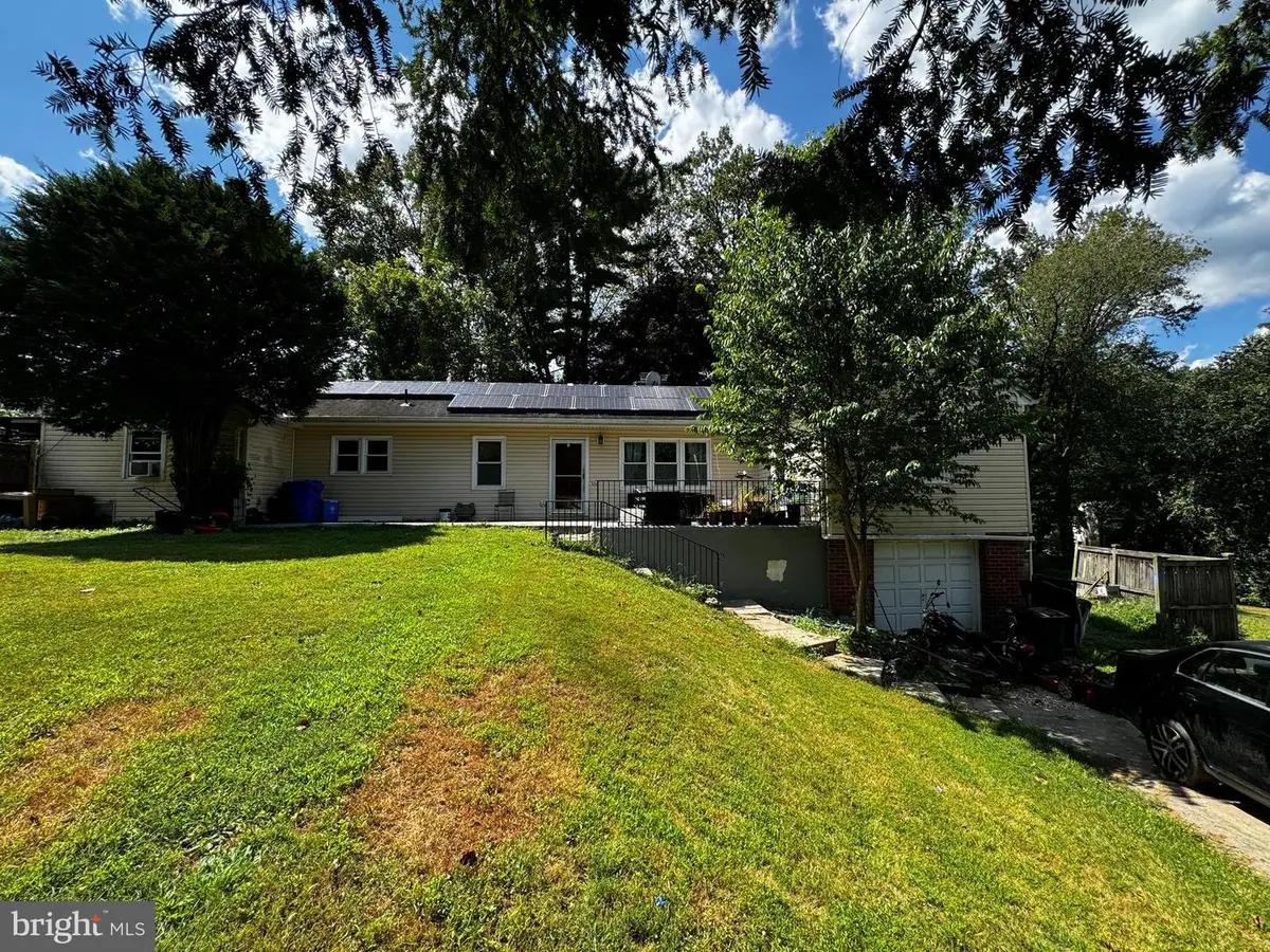 2 Piping Rock Dr, Silver Spring, MD 20905 - Image #1