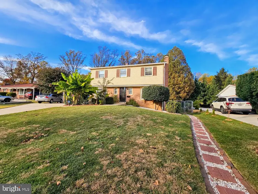 13316 Foxhall Dr, Silver Spring, MD 20906 - Image #2