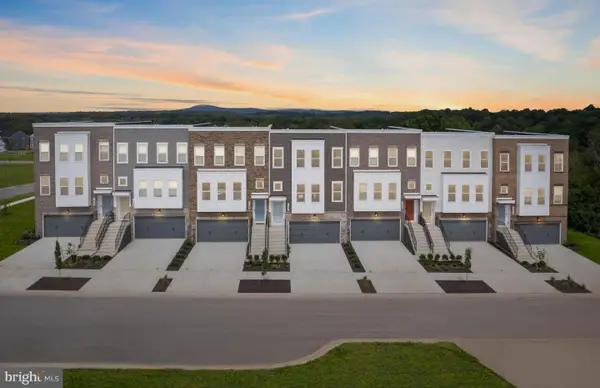 14423 Leafhopper Dr, BOYDS, MD 20841