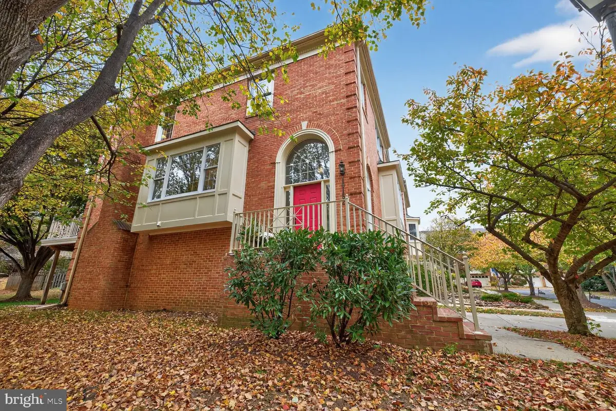 10152 Sterling Ter, Rockville, MD 20850 - Image #1