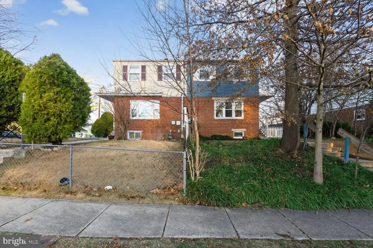 3033 Medway St, Silver Spring, MD 20902 - Image #1