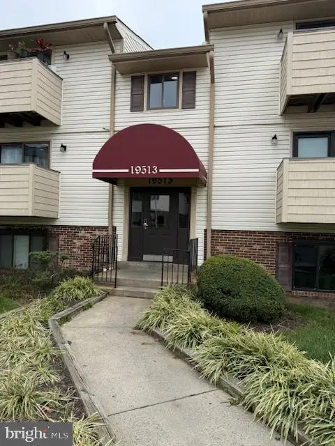 19513 Gunners Branch Rd #514, Germantown, MD 20876 - Image #1