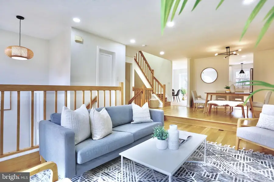 1515 Templeton Pl, Rockville, MD 20852 - Image #3