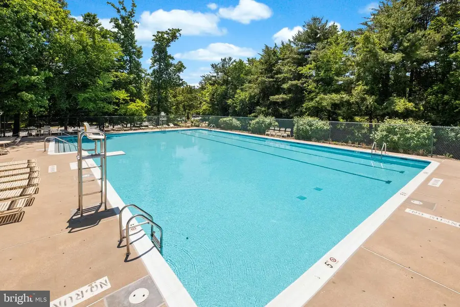 5704 Brewer House Cir #101, North Bethesda, MD 20852 - Image #3