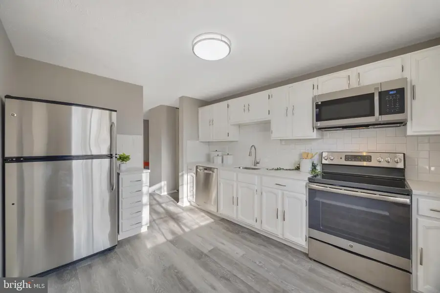 19428 Laguna Dr, Gaithersburg, MD 20879 - Image #2