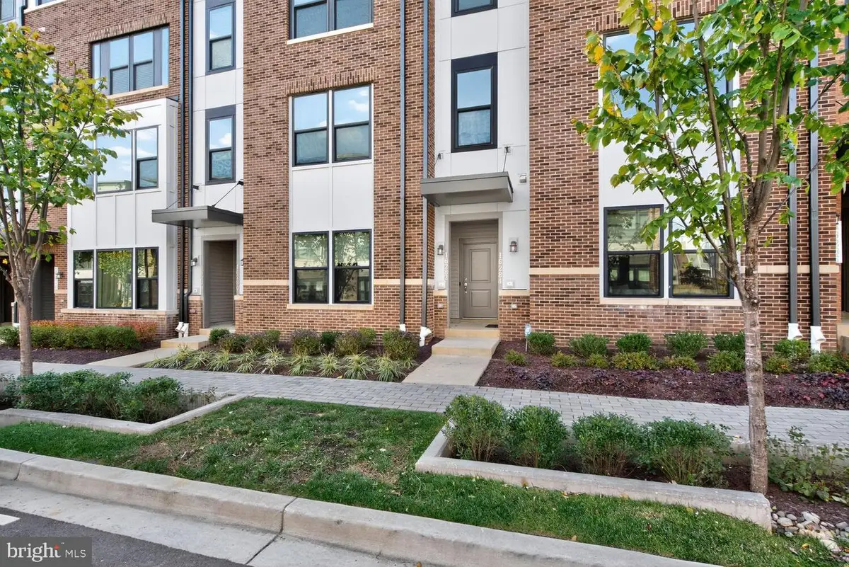16282 Connors Way #26, Rockville, MD 20855 - Image #1