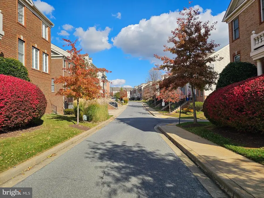 12809 Fox Fern Ln, Clarksburg, MD 20871 - Image #2