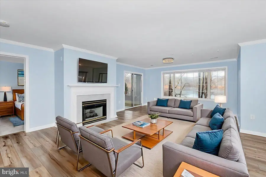 20406 Shore Harbour Dr #4-a, Germantown, MD 20874 - Image #2