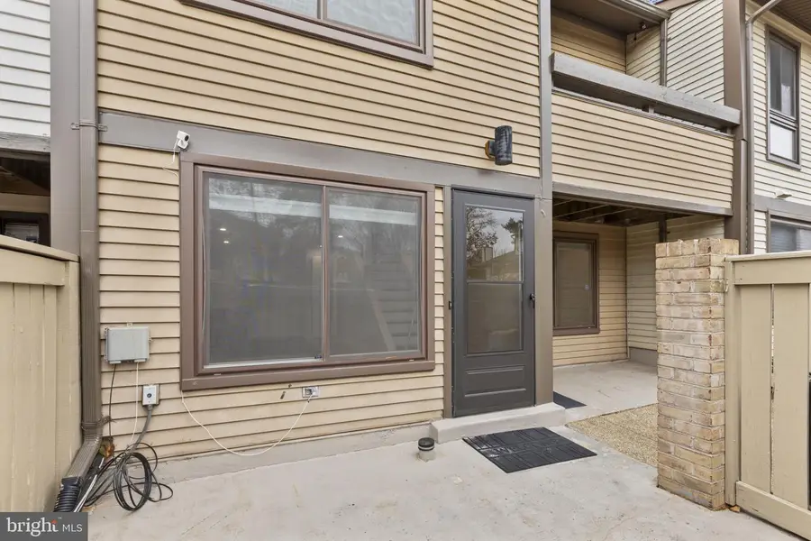 18104 Kilrush Ct, Montgomery Village, MD 20886 - Image #3