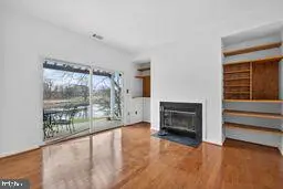 18303 Leman Lake Dr #708, Olney, MD 20832 - Image #3