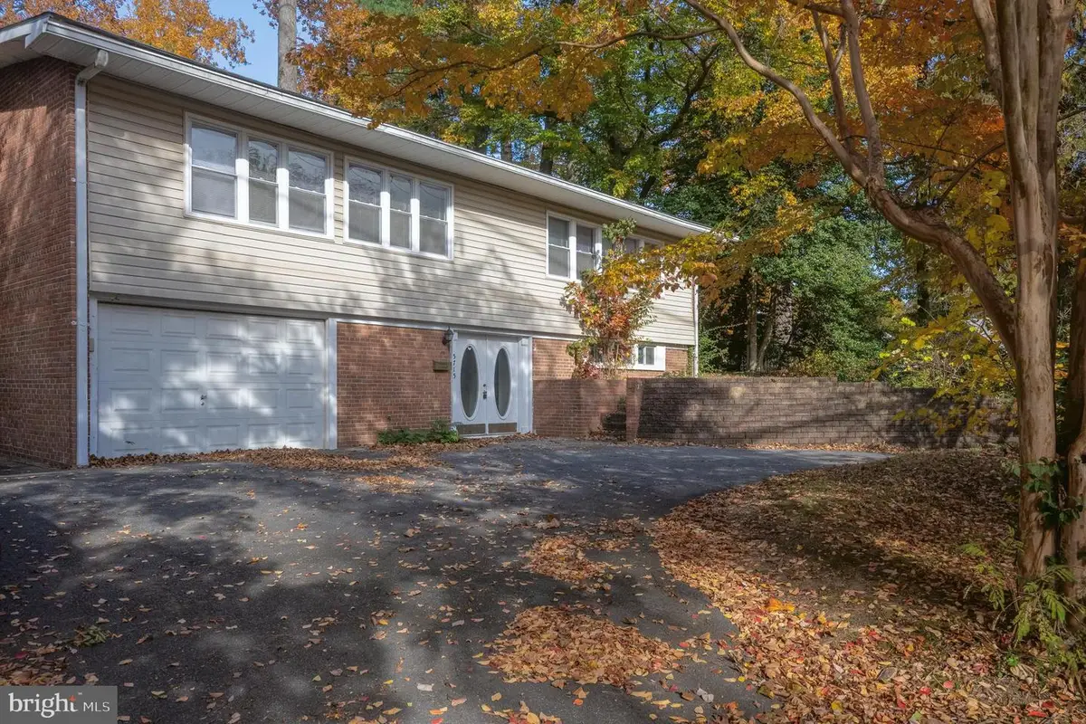 5715 Massachusetts, Bethesda, MD 20816 - Image #1