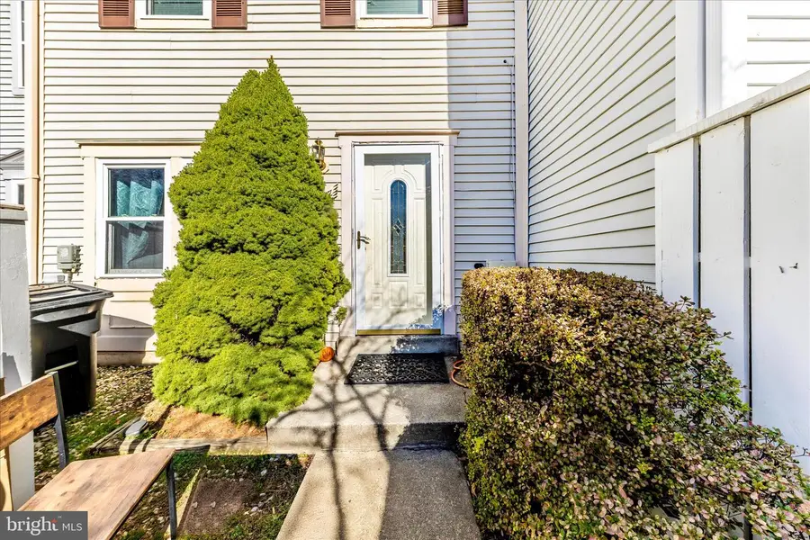 11427 Hawks Ridge Ter #38, Germantown, MD 20876 - Image #2