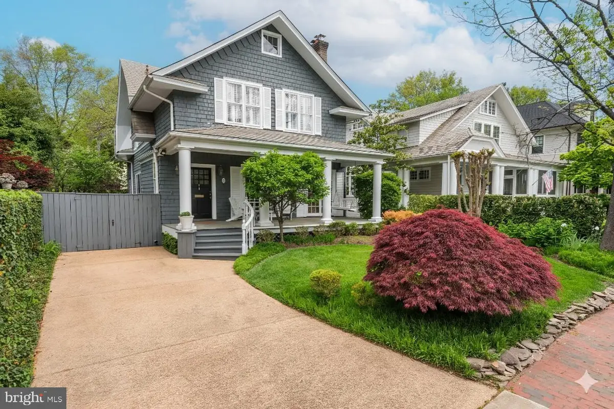 5 Oxford St, Chevy Chase, MD 20815 - #1