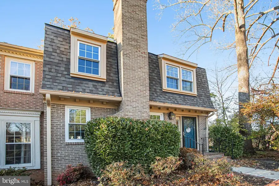 18 Bentridge Ct, Potomac, MD 20854 - Image #3