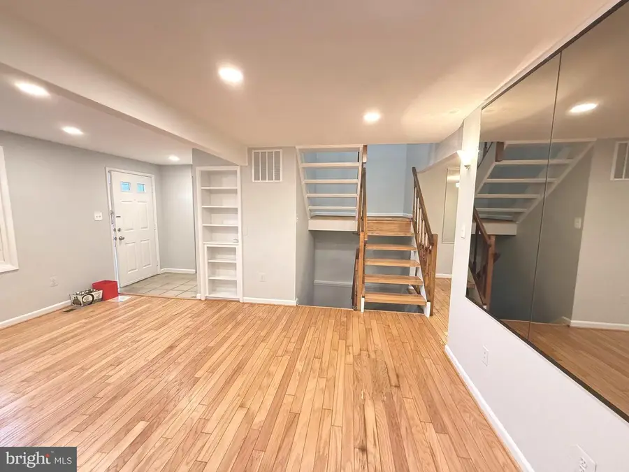 17551 Amity Dr, Gaithersburg, MD 20877 - Image #3