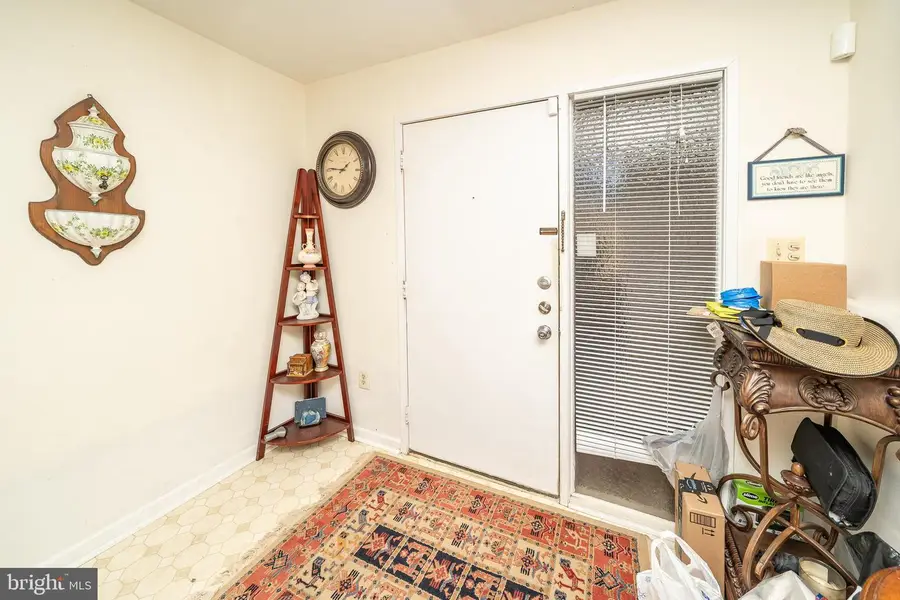 9982 Lake Landing Rd, Gaithersburg, MD 20886 - Image #2