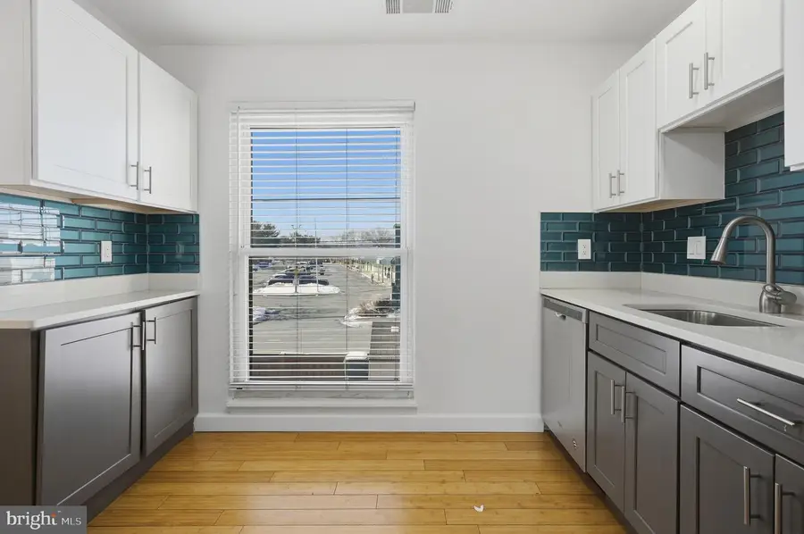 17636 Horizon Pl, Rockville, MD 20855 - #2