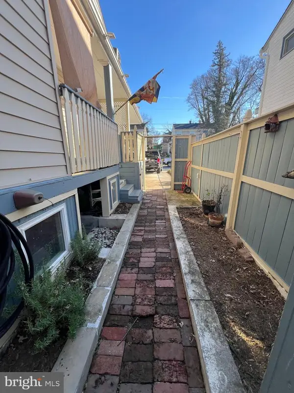 12220 Centerhill St, SILVER SPRING, MD 20902