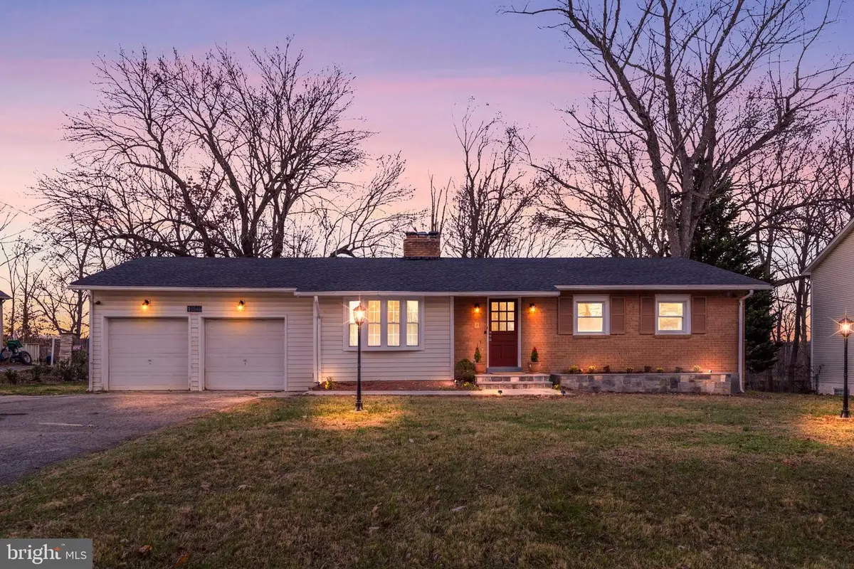 19540 Scenery Dr, Germantown, MD 20876 - Image #1