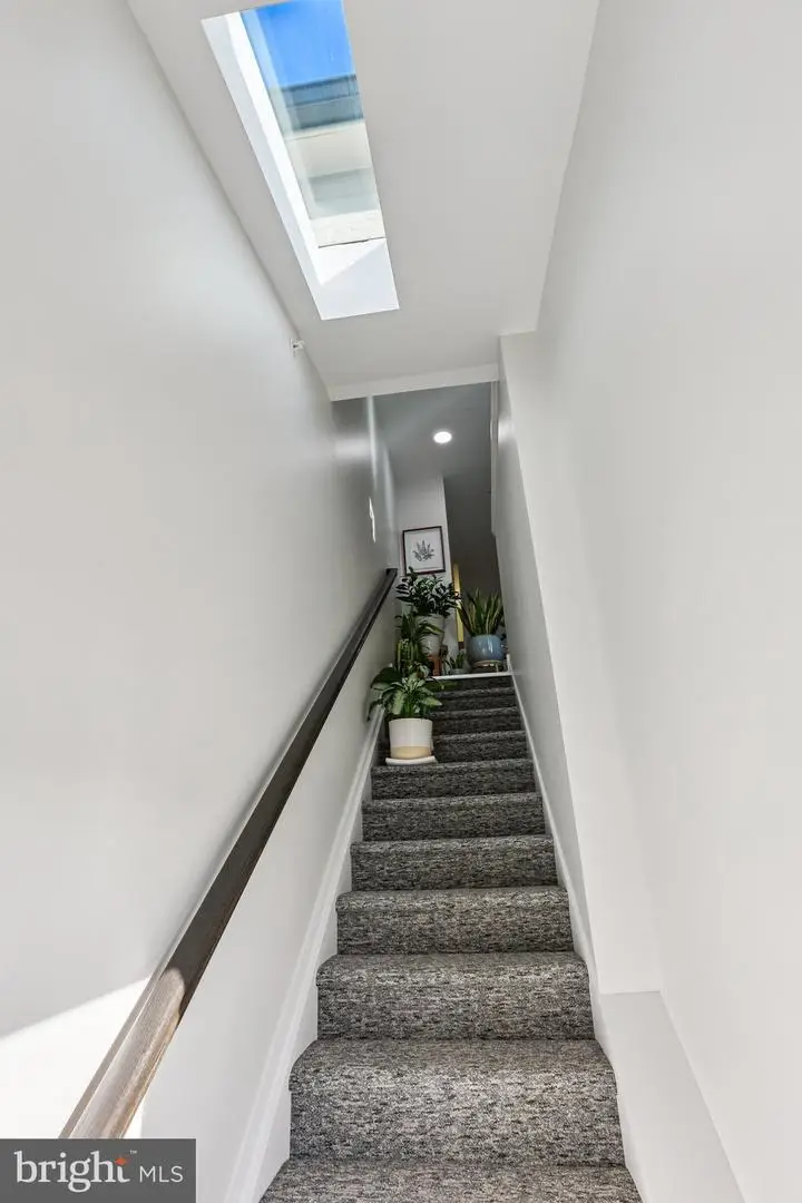 19500 Village Walk Dr #1-203, Montgomery Village, MD 20886 - Image #3