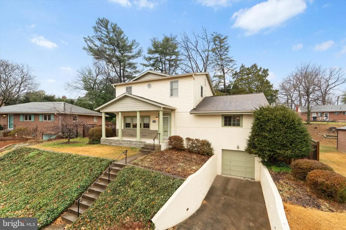 9306 Parkhill Ter, Bethesda, MD 20814 - Image #1