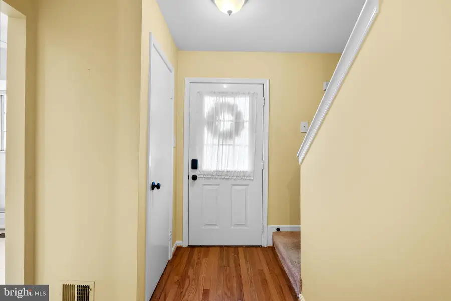 12406 Gooderham Way, North Potomac, MD 20878 - Image #2