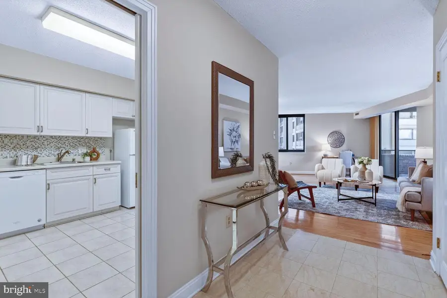 4550 N Park Ave #301, Chevy Chase, MD 20815 - Image #2