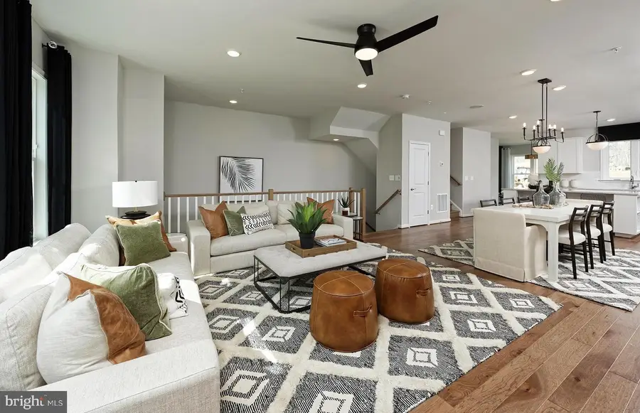 14431 Leafhopper Dr, Boyds, MD 20841 - Image #2