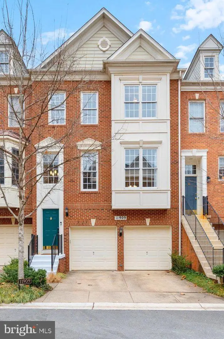 11909 Grey Hollow Ct #78, Rockville, MD 20852 - Image #2