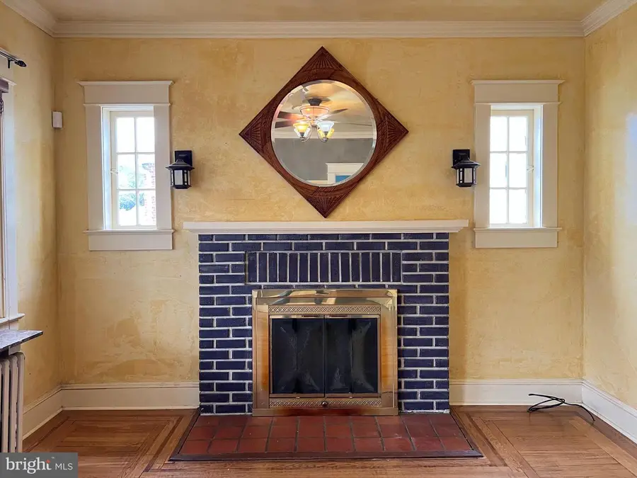 736 Easley St, Silver Spring, MD 20910 - #2