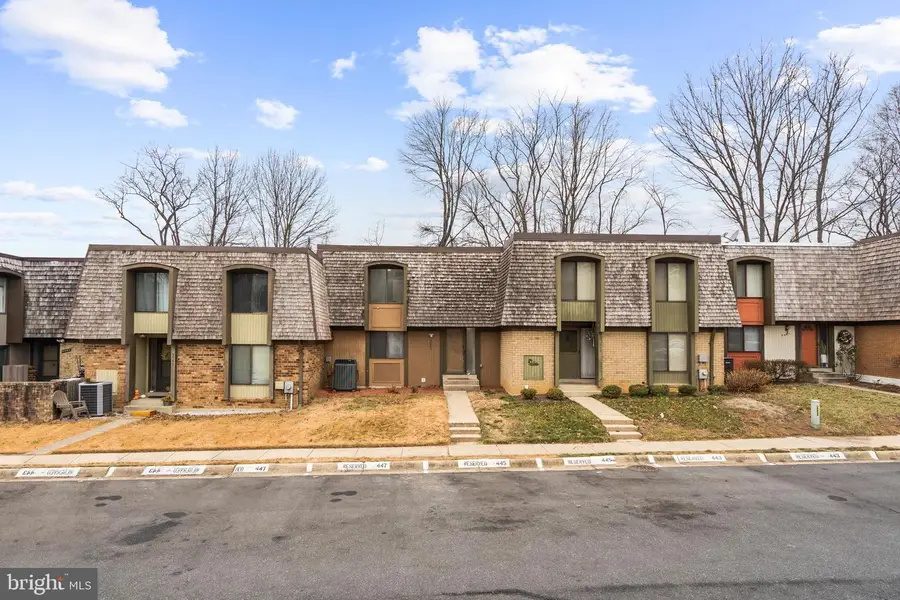 9445 Hickory View Pl, Montgomery Village, MD 20886 - Image #2