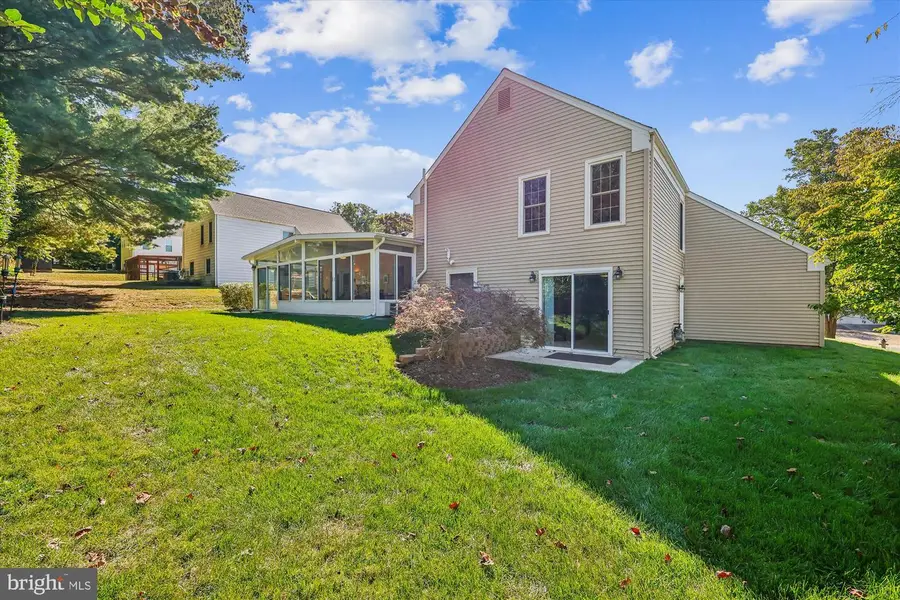 9013 Wandering Trail Dr, Potomac, MD 20854 - #3
